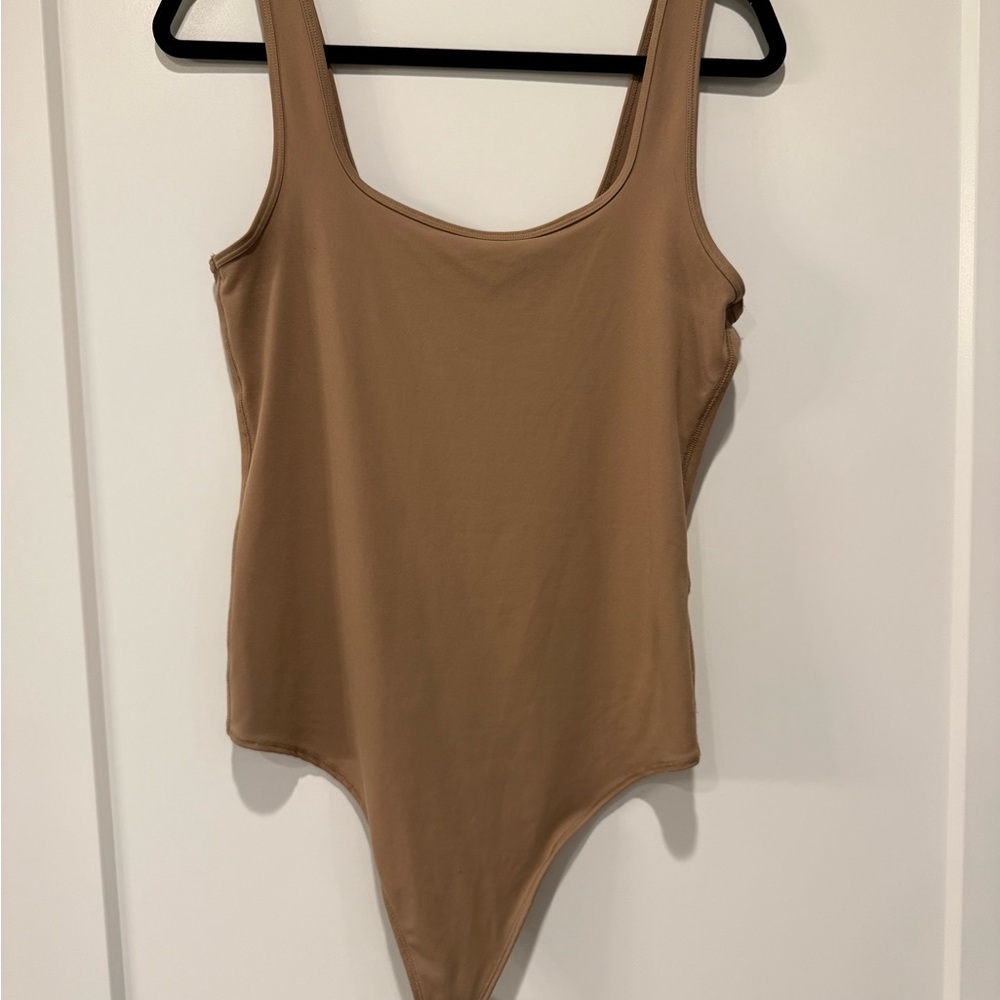A&F Tan Bodysuit - Picture 4 of 6
